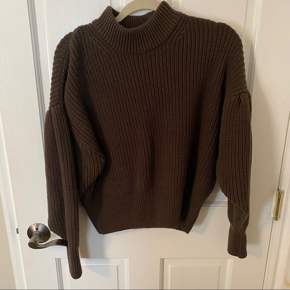 H&M Dark Green Balloon Sleeve Sweater - Picture 1 of 3